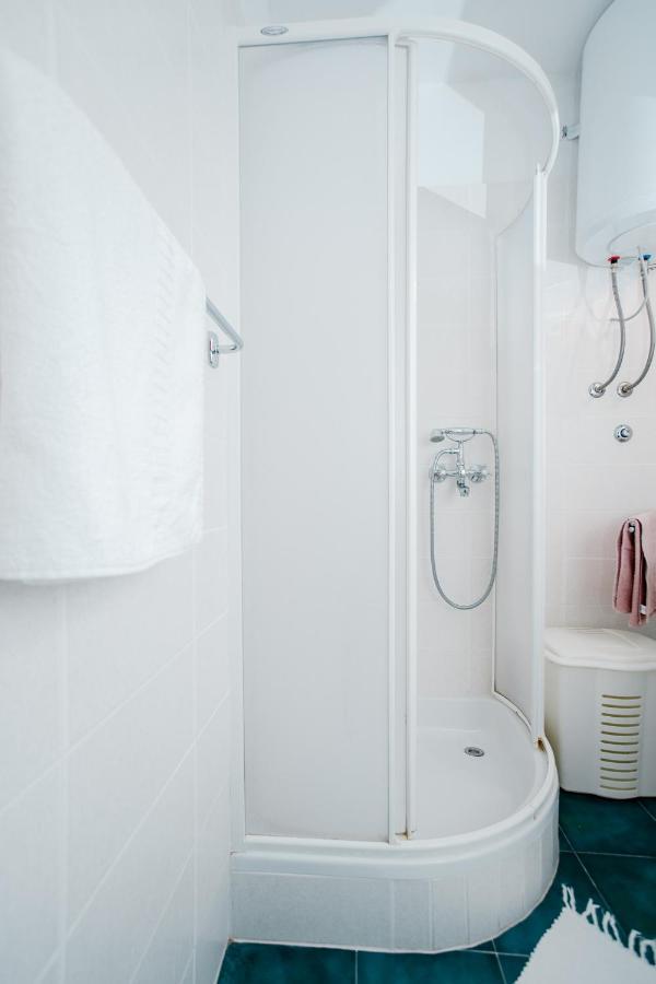Apartman Uz More Vis Zewnętrze zdjęcie