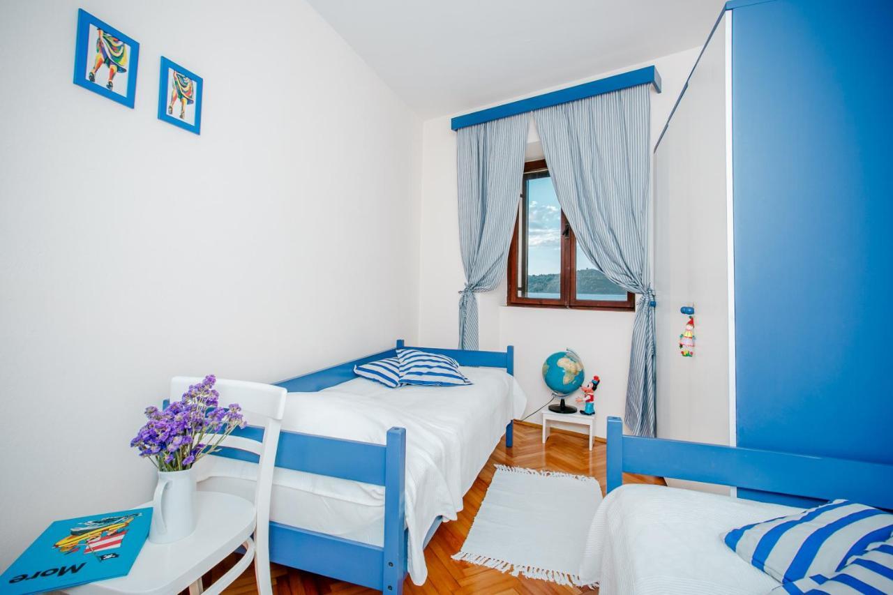 Apartman Uz More Vis Zewnętrze zdjęcie
