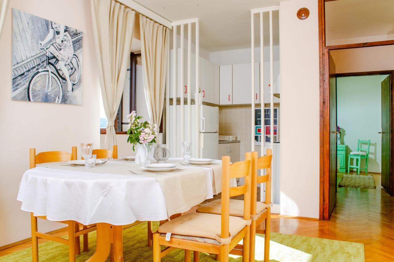 Apartman Uz More Vis Zewnętrze zdjęcie
